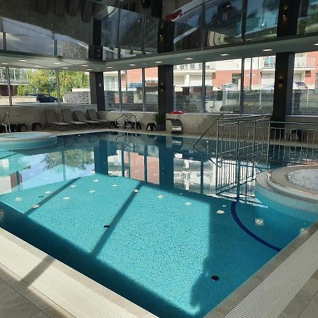 Apartament Szafir W Budynku Basenowym Morska Klifowa เรวัล ภายนอก รูปภาพ