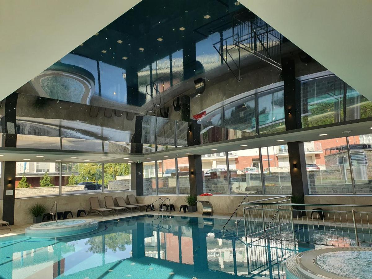 Apartament Szafir W Budynku Basenowym Morska Klifowa เรวัล ภายนอก รูปภาพ